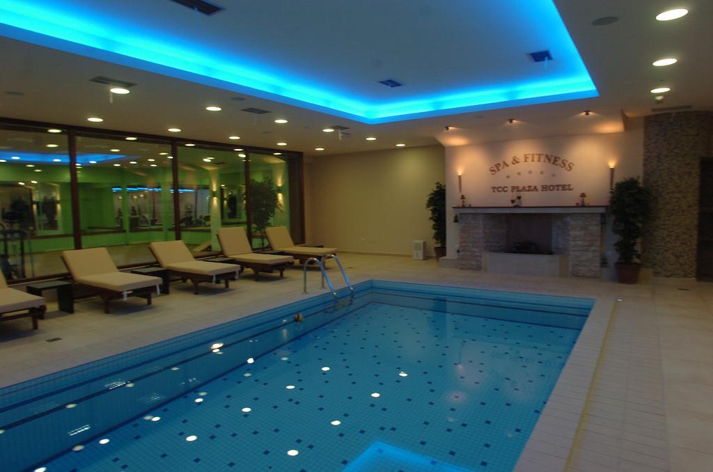 Hotel Tcc Plaza Szkopje Kültér fotó